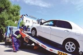 全自貢24小時拖車救援 道路守護者的高效服務指南